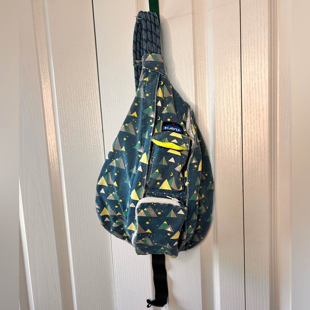 Kavu Rope Sling Medium‎ Size Back Bag Night Range Retired Pattern Hard To Find